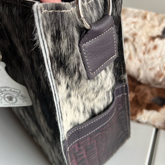 Holy Cow Couture Get out of Dodge bag - Picture 3 of 4